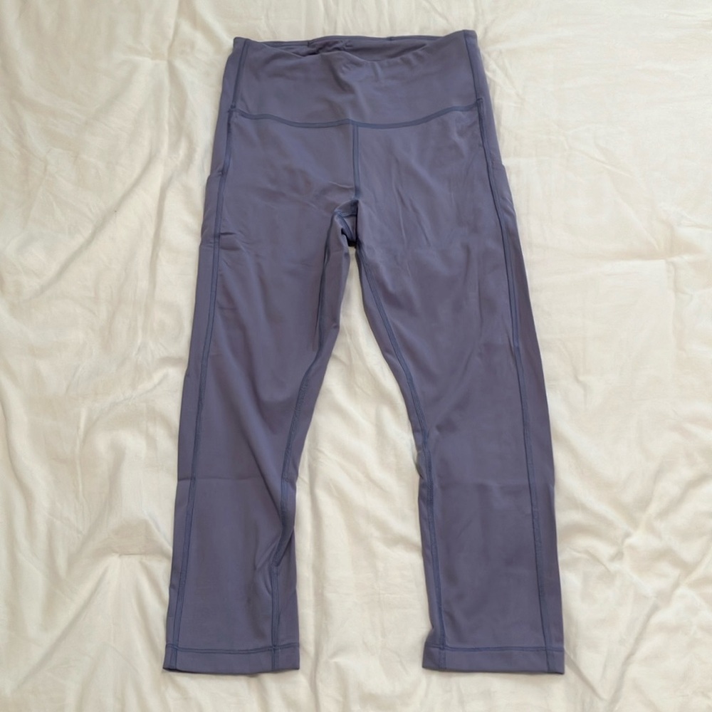 Athleta ultimate capri leggings